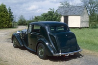 Bentley mark 5. хорьх 1938 года. Horch 853 sport cabriolet. машины 1939 года. хорьх лимузин 1930.