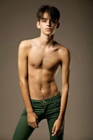 Hung Bottom Fleshlight Twink