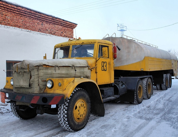 топливозаправщик краз-250 тз-22. мотоцикл с коляской для кольцевых гонок. ирбис ттр 250 эндуро. сварочный аппарат зубр са-160. топливозаправщик краз тз-22.