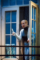 пилецкая татьяна львовна в спектакле "семья в подарок". спектакль семья в подарок балтийский дом. театр балтийский дом. татьяна пилецкая семья в подарок. семья в подарок балтийский дом афиша.